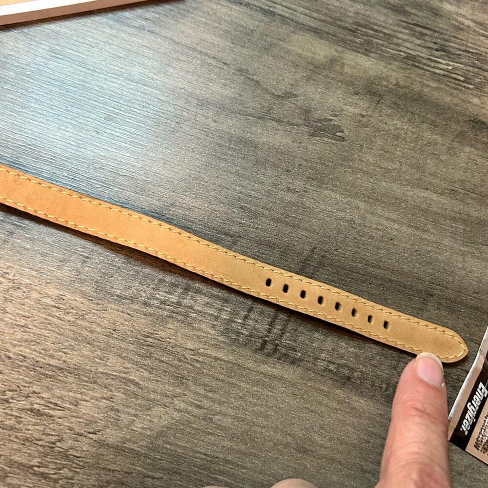 Michael Kors Women’s Double Wrap Watch New in Box!!  Gold face tan leather band - Picture 11 of 15